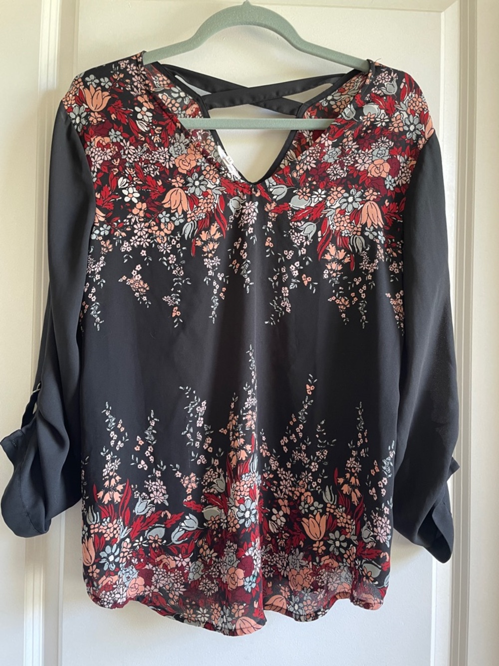Maurices M Black Blouse with Red & Coral Floral Print beautiful design details